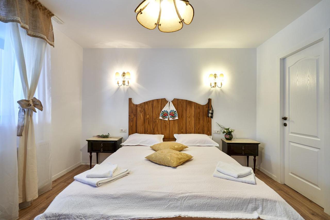 Gradina Lu' Ion "A Home Away From Home" (Adults Only) Viseu de Sus Bagian luar foto