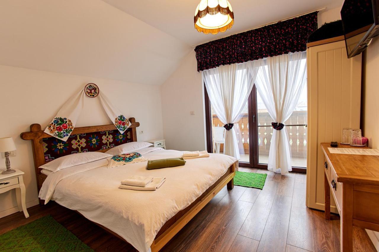 Gradina Lu' Ion "A Home Away From Home" (Adults Only) Viseu de Sus Bagian luar foto