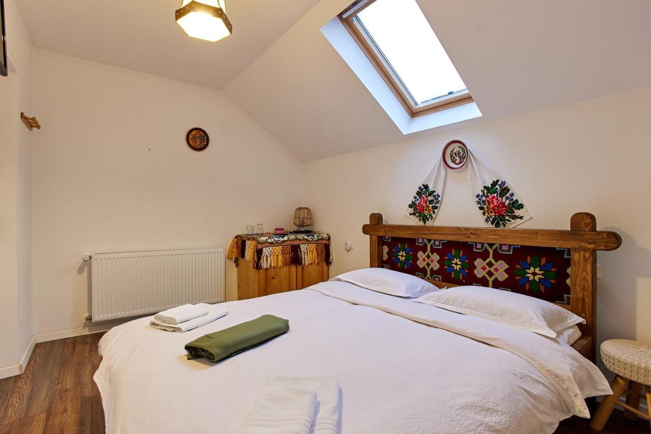 Gradina Lu' Ion "A Home Away From Home" (Adults Only) Viseu de Sus Bagian luar foto