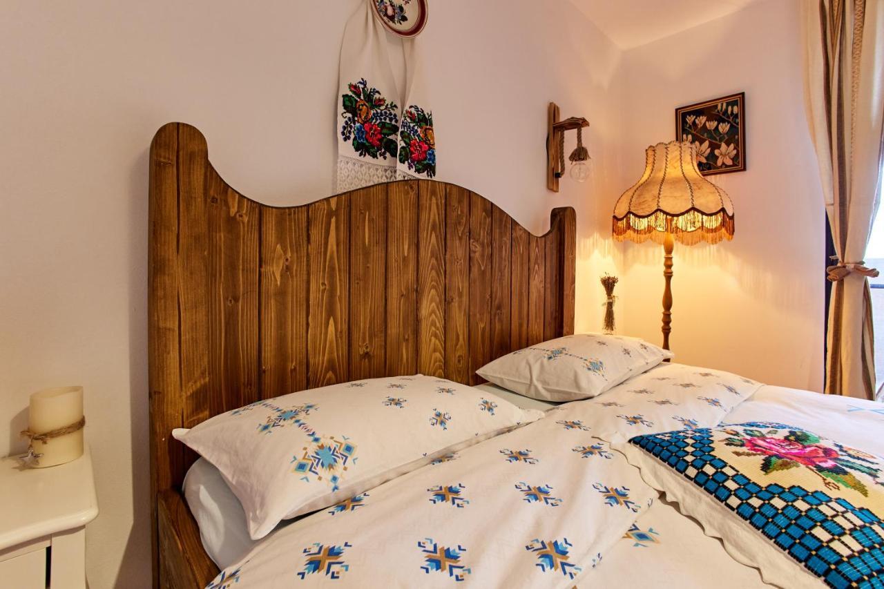 Gradina Lu' Ion "A Home Away From Home" (Adults Only) Viseu de Sus Bagian luar foto
