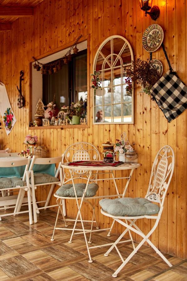 Gradina Lu' Ion "A Home Away From Home" (Adults Only) Viseu de Sus Bagian luar foto